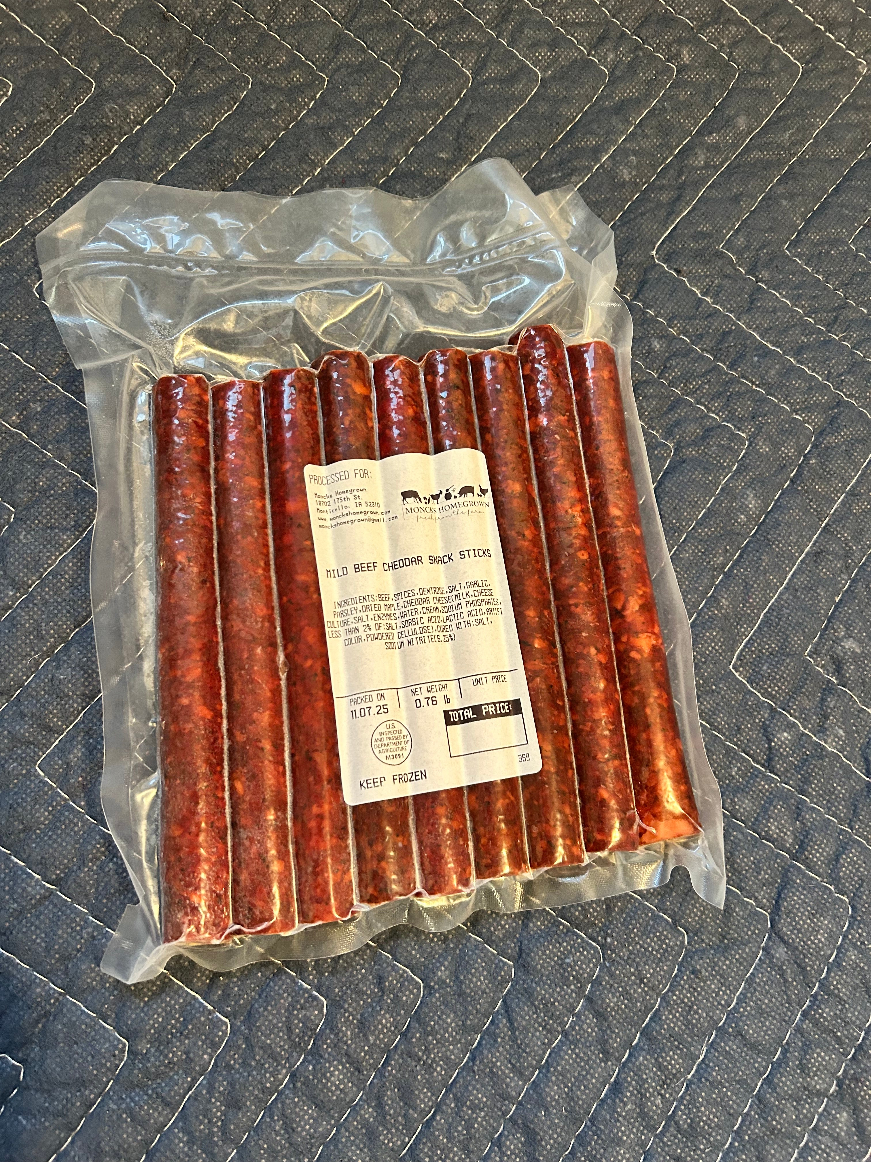 Mild Beef Cheddar Snack Sticks